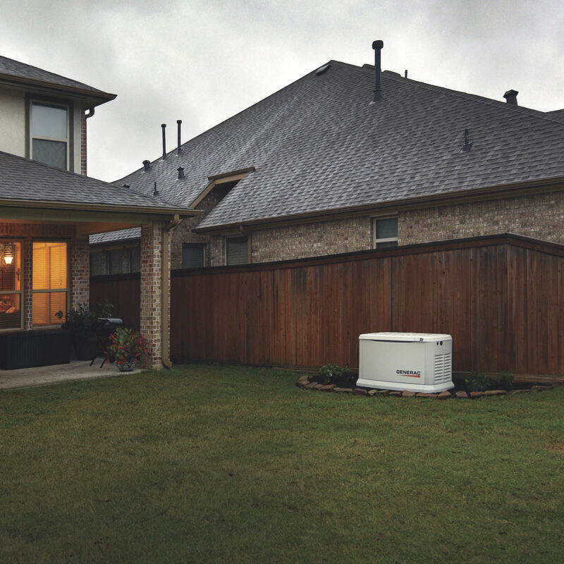 Generac Guardian Series Air-Cooled Home Standby Generator 22kW (LP) 19.5kW (NG)